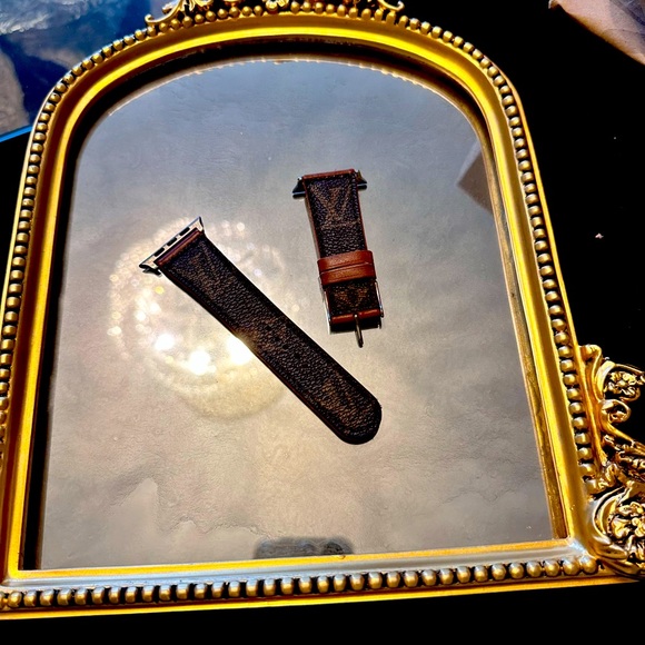 Louis Vuitton Accessories - Iwatch LV band